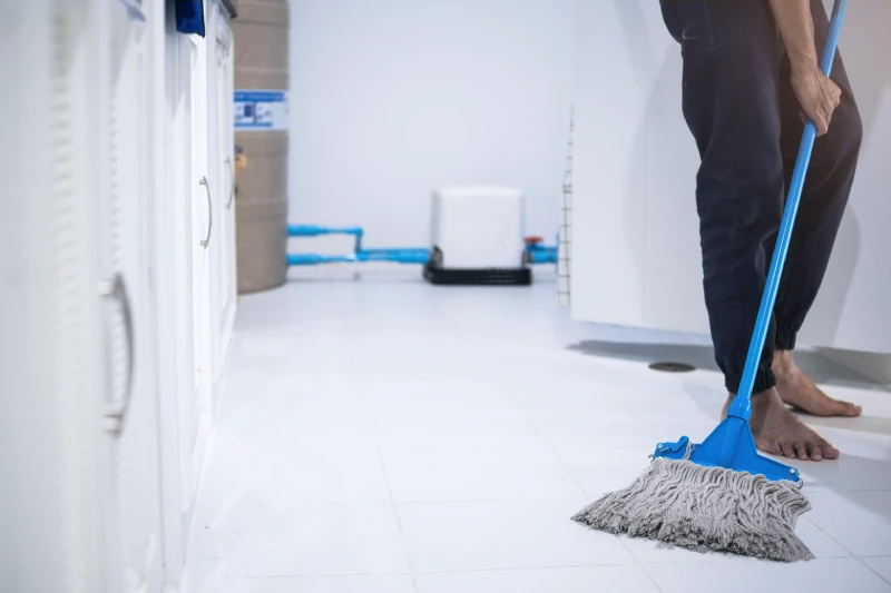 Ensure a perfect handover with thorough vacate cleaning